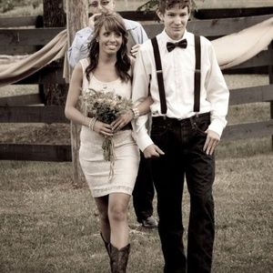 ⚜️WHITE LACE & SEQUIN BODYCON DRESS ⚜️